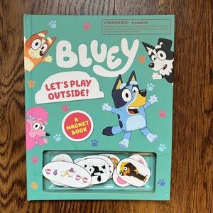 Bluey Let's Play Outside! Magnet Book